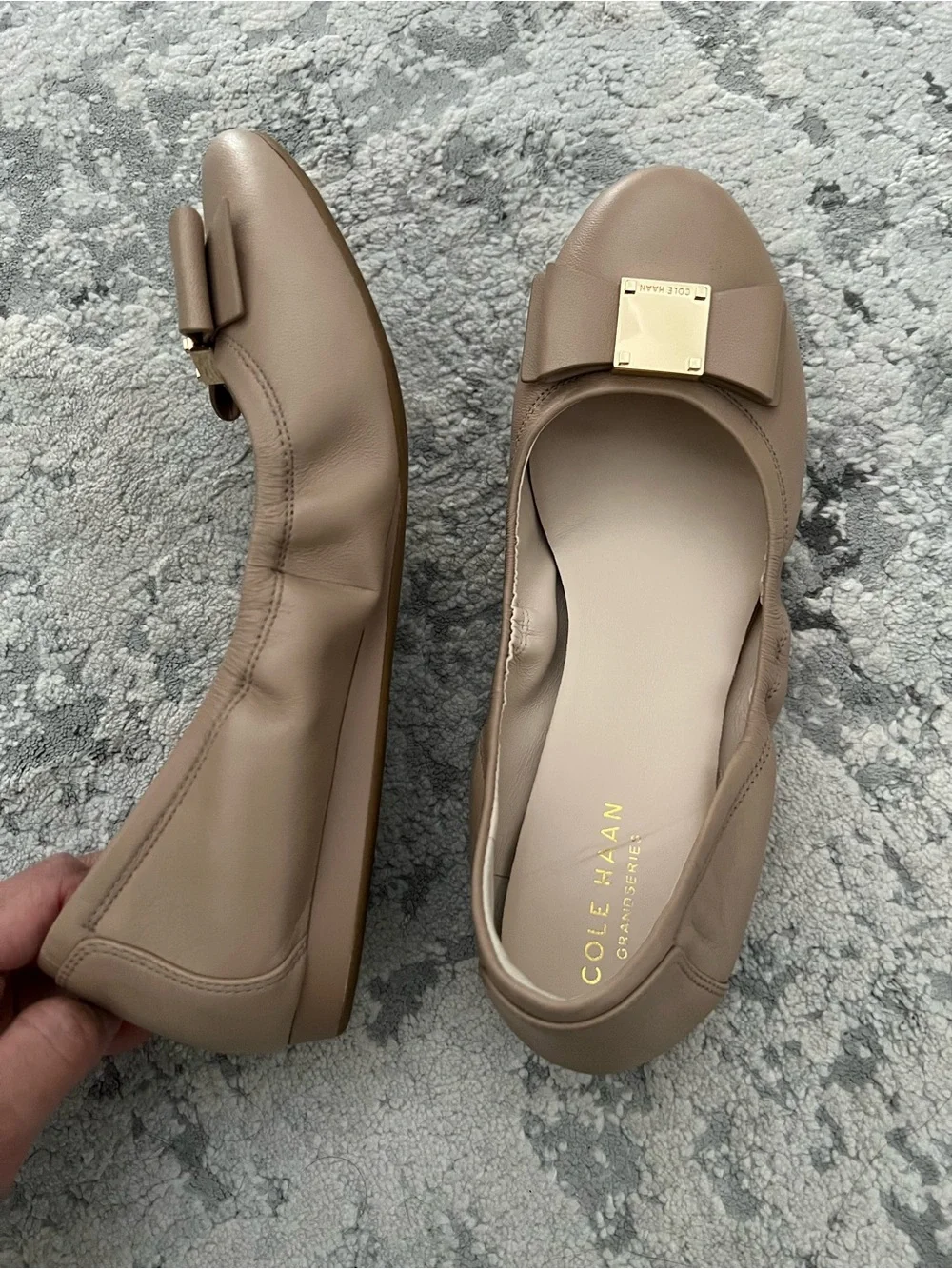 VEUC Cole Haan Tali bow ballet flats size 6.5B
